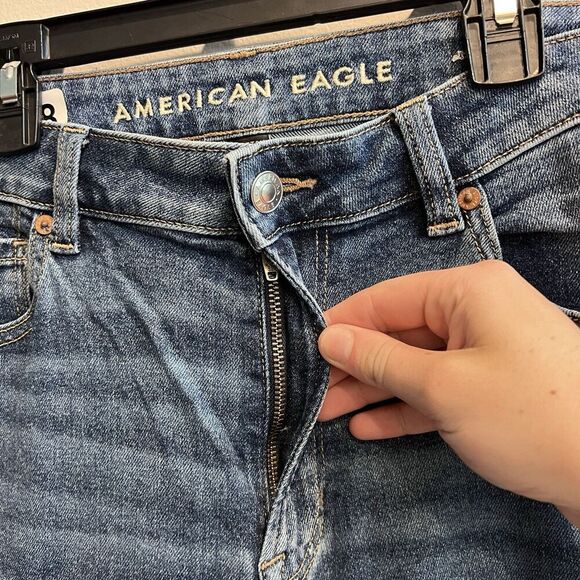 American Eagle Mom Jeans 10 Long Dark Wash 32x28 Classic Denim Pants Tapered - Picture 6 of 8